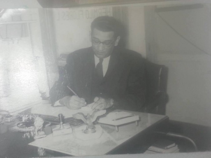 La primera generacion de medicos homeopatas Flores