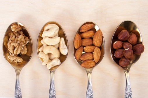 Las nueces (del tipo dietético) mejoran la función orgásmica de los hombres.