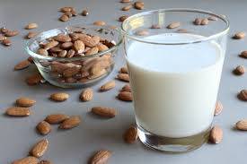 b2ap3_thumbnail_almond-milk.jpg